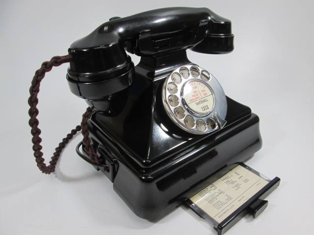 vintage gpo telephone min